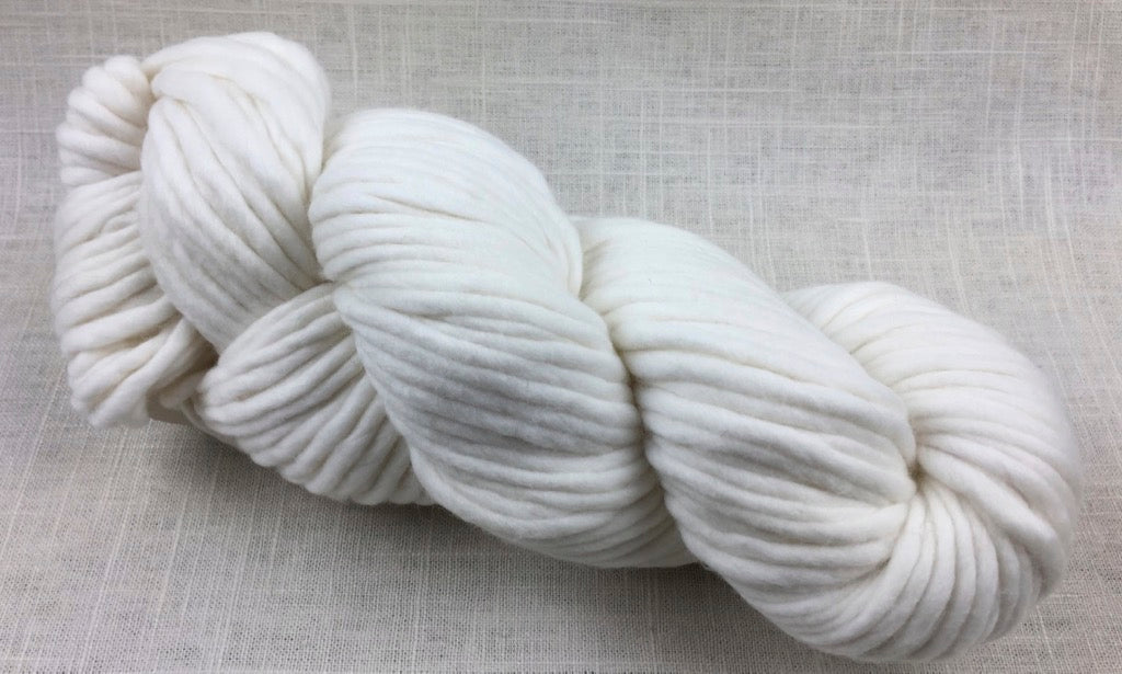 cascade spuntaneous super bulky 18 white