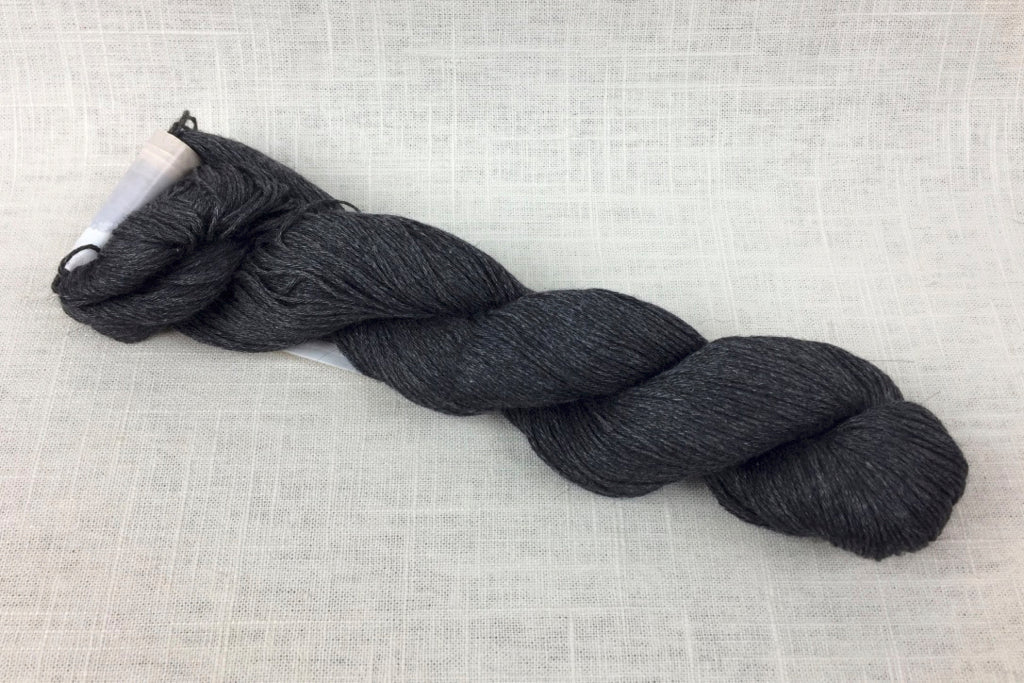 cascade sorata llama silk 04 charcoal