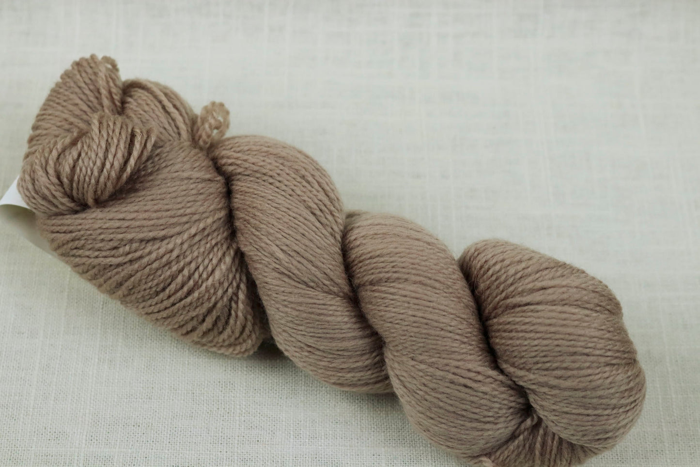cascade yarns 220 superwash fingering 02 tuffet