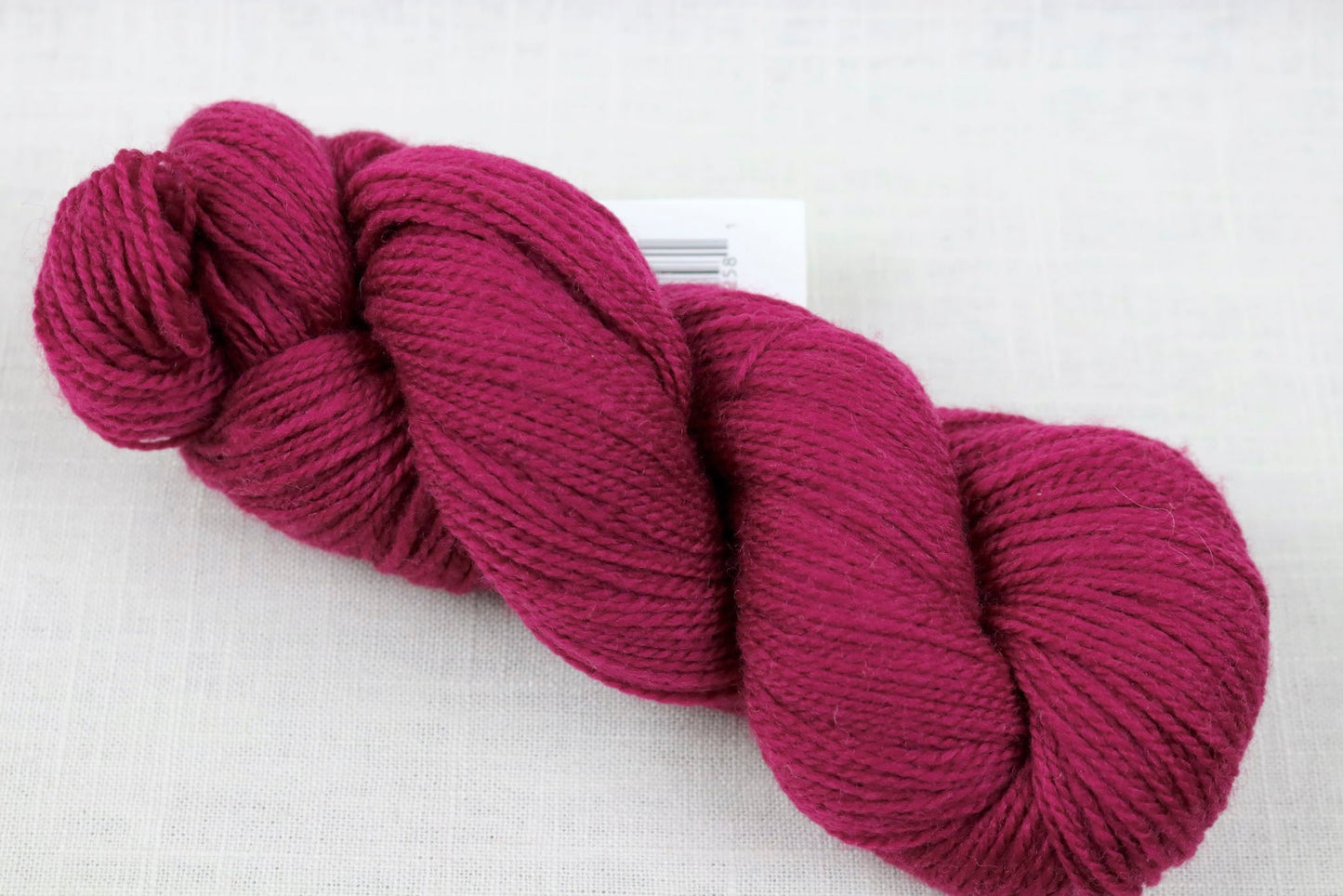 cascade yarns 220 superwash fingering 22 raspberry