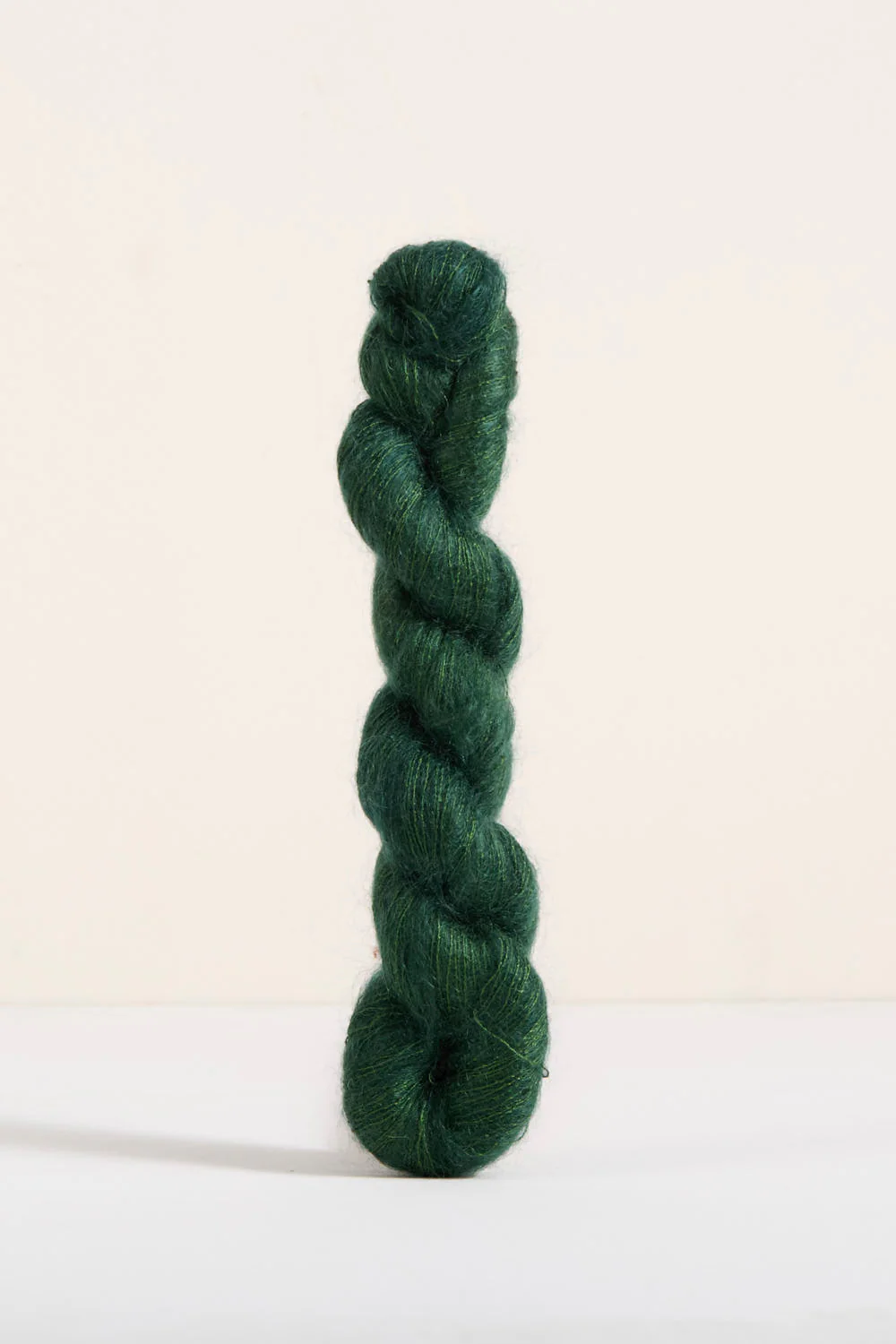 Urth Yarns Bonmoher