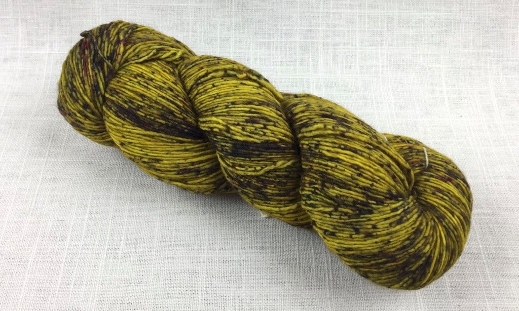 malabrigo mechita single ply fingering MTA680 aureo speckles