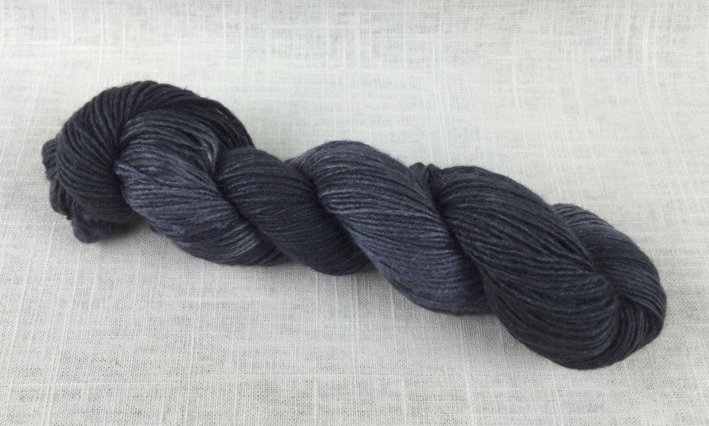 malabrigo silky merino color SM430 smoke