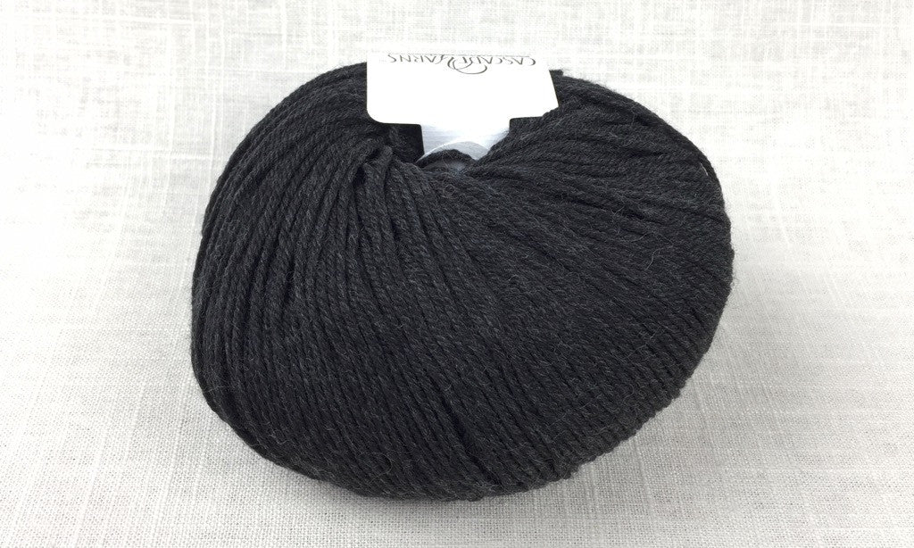 cascade 220 superwash light worsted DK 1913 jet dark charcoal