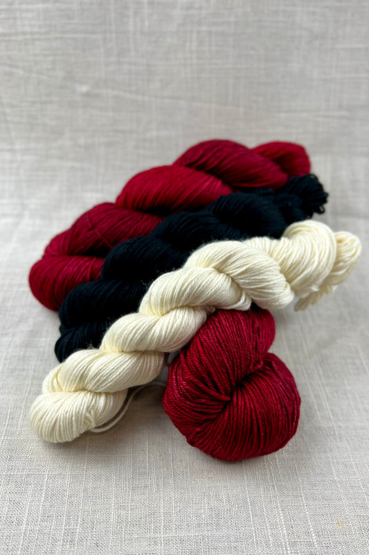 Malabrigo Arroyo - Sweet Cherry Tea Kit (Red MC)