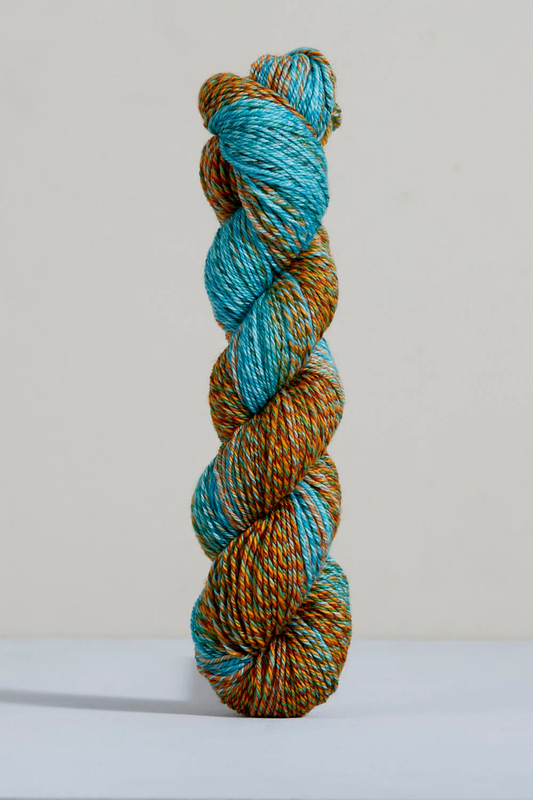 Urth Yarns Spiral Grain Light Worsted