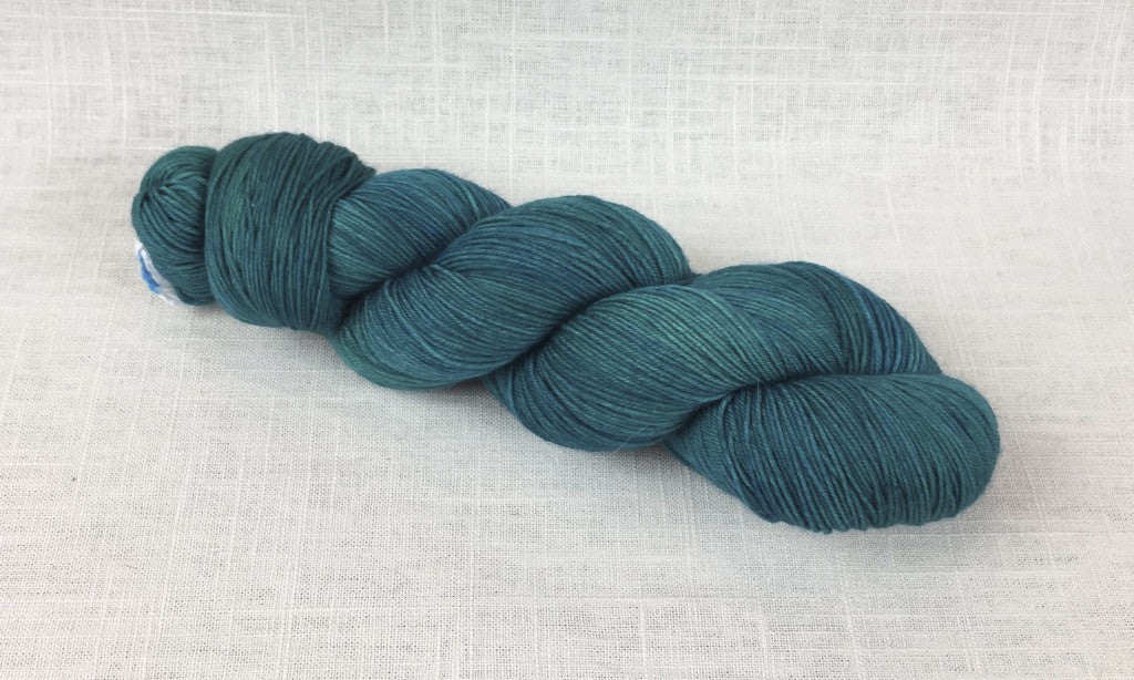 candy skein yummy fingering superwash wool brain freeze green blue