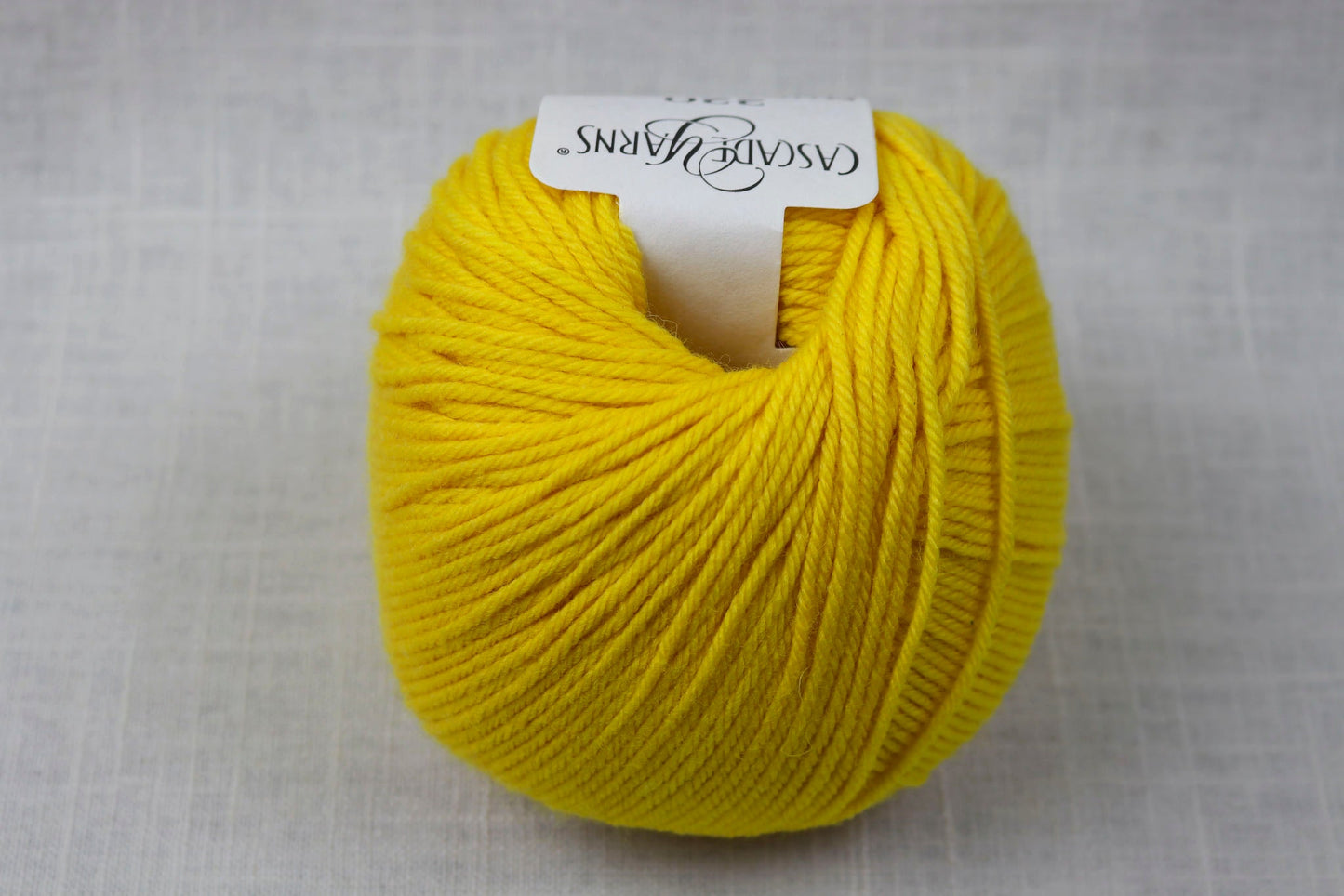 cascade 220 superwash 346 daisy yellow