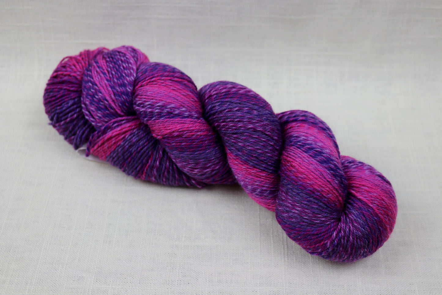 Cascade yarn heritage wave fingering 518 grapes