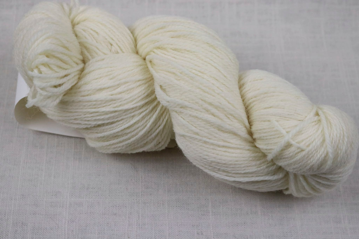 cascade yarns BFL 05 ecru