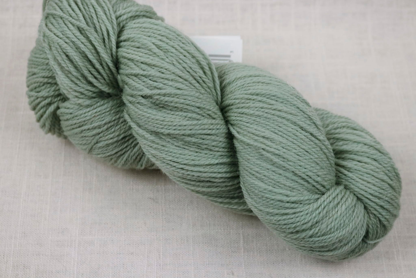 cascade yarns BFL 13 deset sage