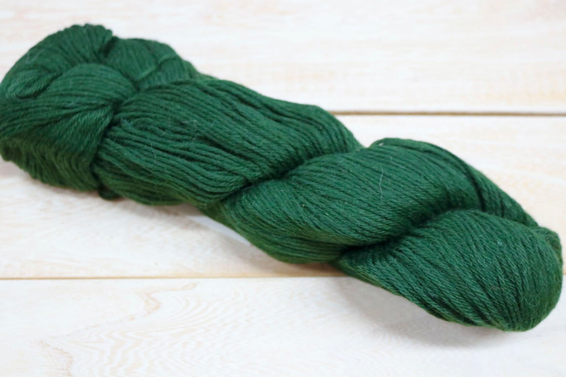 cascade yarns resolve 02 willow